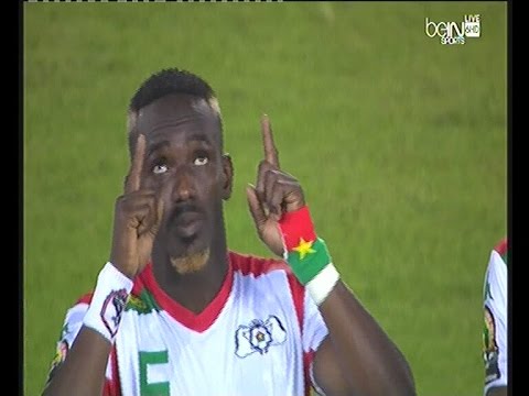 كوفي يرتدي شارة الزمالك في كأس أمم إفريقيا