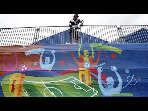 بالفيديو كأس أوروبا على الأبواب وإضرابات فرنسا تشتد