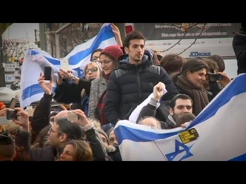 اعتداءات باريس تجبر اليهود على الهجرة