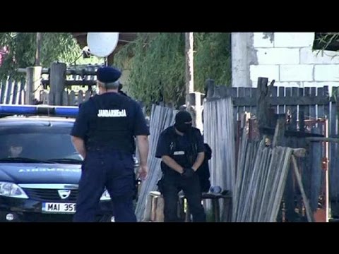 توقيف 38 شخصًا بتهمة استعباد 65 رجلاً وفتى في رومانيا
