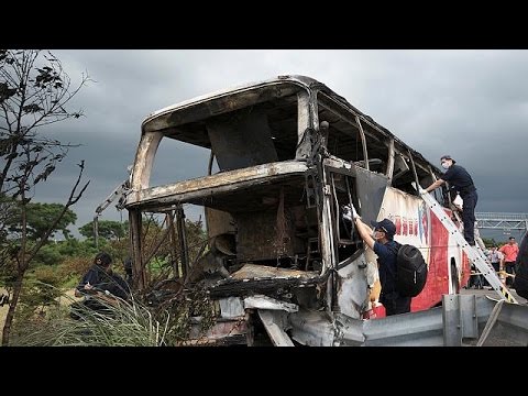 مقتل 26 شخصا في حريق بحافلة رحلات جنوب العاصمة تايبه