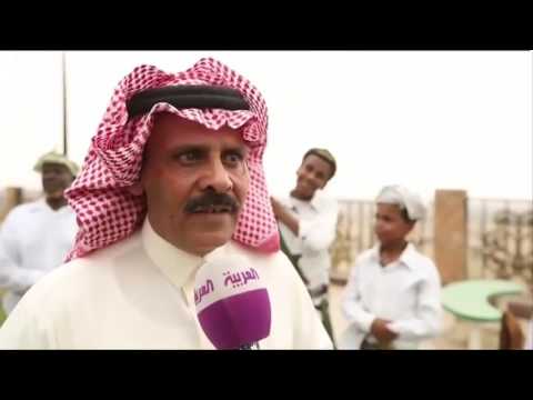 شاهد  جازان في حالة من الرقص والغناء
