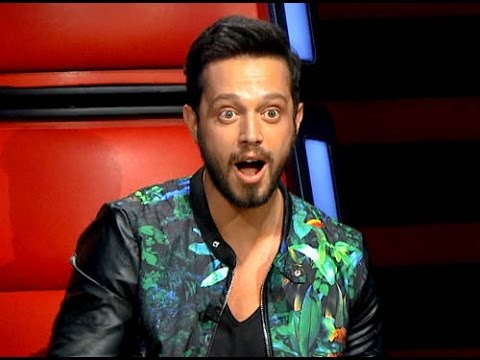 شاهد شاب يبهر لجنة the voice التركي بأغاني الشاب خالد