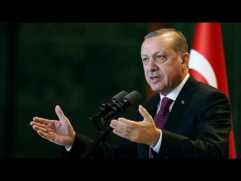 بالفيديو البرلمان التركي يقر تغييرات عدّة في مواد الدستور