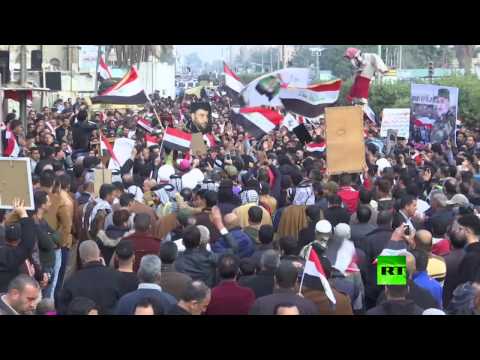شاهد تظاهرات للتيار الصدري قرب السفارة البحرينية في بغداد