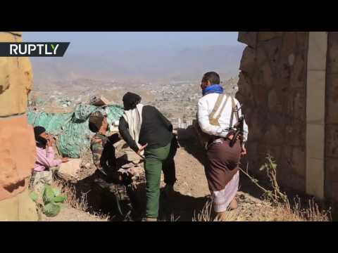 بالفيديو معارك بين قوات الحكومة والحوثيين في اليمن