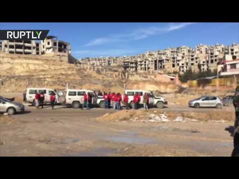 بالفيديو خروج المسلحين وعائلاتهم من بلدة عين الفيجة في وادي بردى