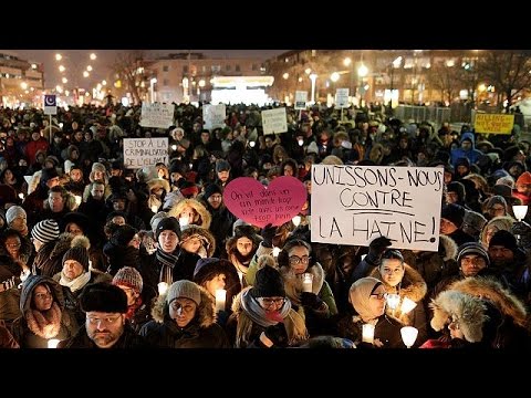 شاهد مظاهرة تضامن وترحم أمام المركز الثقافي الإسلامي في كيبك