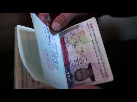 شاهد عائلة مسيحية تروي صدمتها
