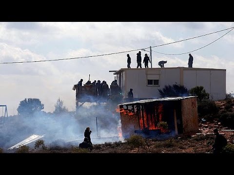 إخلاء مستوطنة عمونا العشوائية في الضفة الغربية