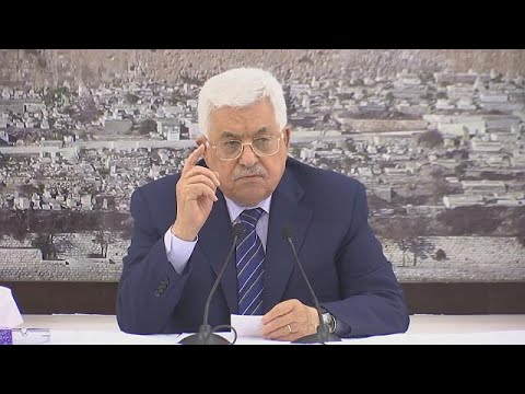 شاهد نتانياهو يأمر بالتفتيش اليدوي وإزالة البوابات الإليكترونية