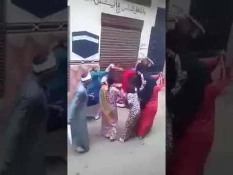 شاهد مشاجرة دموية على طريقة إبراهيم الأبيض