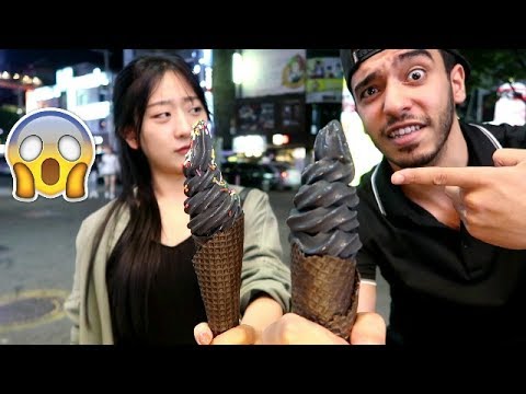 رد فعل شاب عربي تناول الآيس كريم الأسود لأول مرة