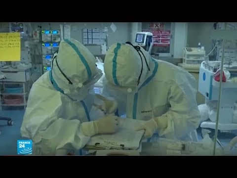 ارتفاع حصيلة ضحايا فيروس كورونا داخل الصين إلى 304