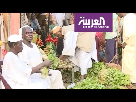 زحام في شوارع الخرطوم استعدادًا لحظر التجوال