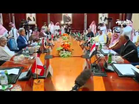 شاهد مسيرة وزير الخارجية السعودي السابق الأمير الفيصل