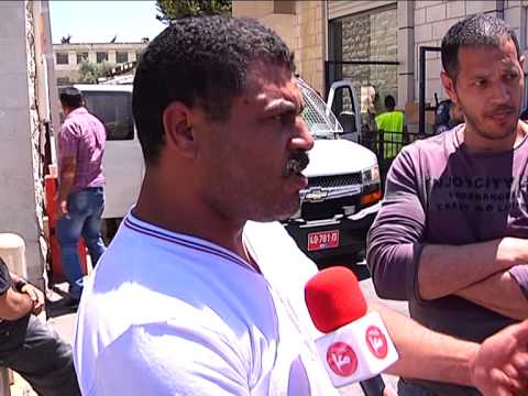 فيديو الاحتلال يهدم 3 منازل ويعتدي على أصحابها