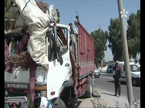شاهد حادثة سير خطيرة وسط الدار البيضاء