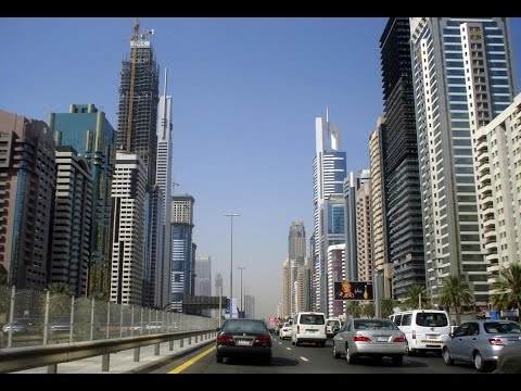 شاهد تحذير لسائقي سيارات الأجرة في دبي