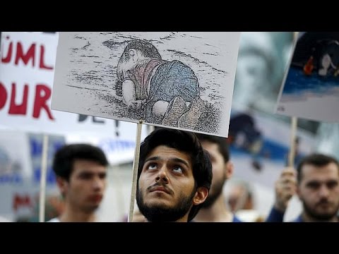 شاهد مقتل الطفل إيلان يشعل مواقع التواصل الاجتماعي