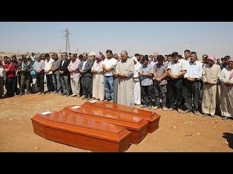 الصغير آلان الكردي يوارى الثرى مع أمه وأخيه