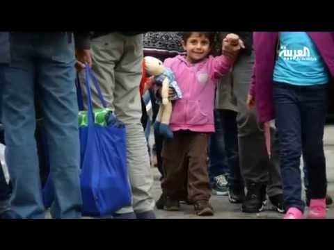 شاهد أطفال سوريا اللاجئين يبتسمون