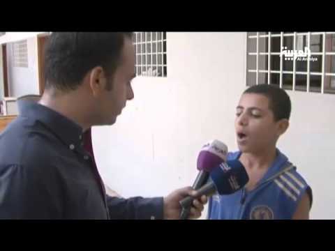 الحوثيون يغرون الأطفال بالمال