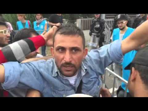 شاهد صرخة لاجئ عراقي والله ما خايف من الموت