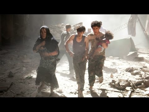 شاهد روسيا تستهدف مشفى ميدانيًا في إدلب وتقتل 13 شخصًا