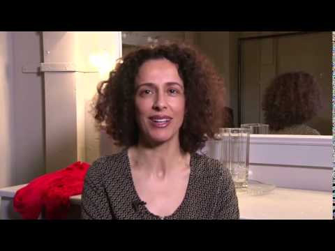 شاهد رسالة من فناني ومثقفي تونس لدعم السياحة المصرية